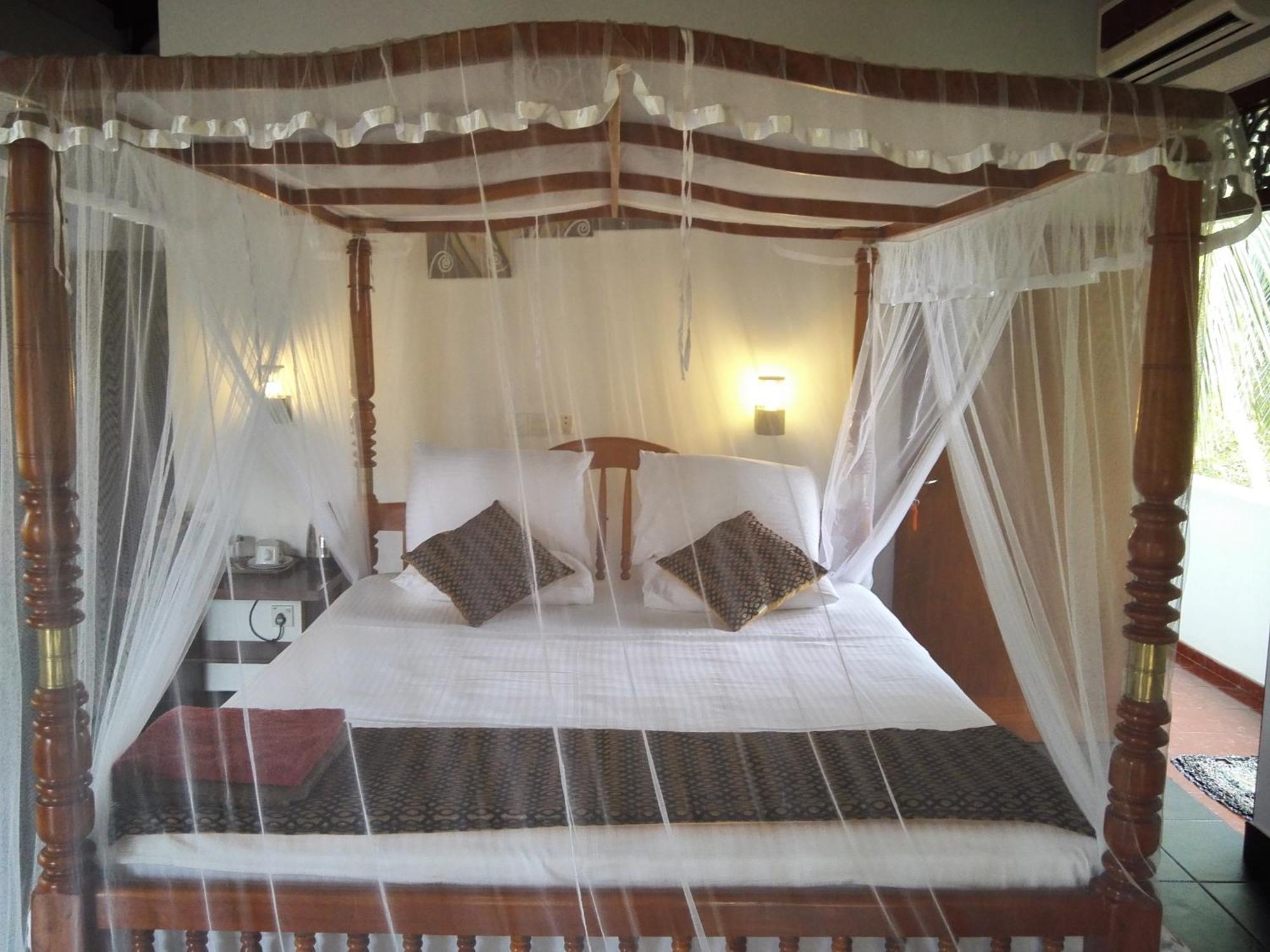 The Oasis Villa Hikkaduwa Bagian luar foto