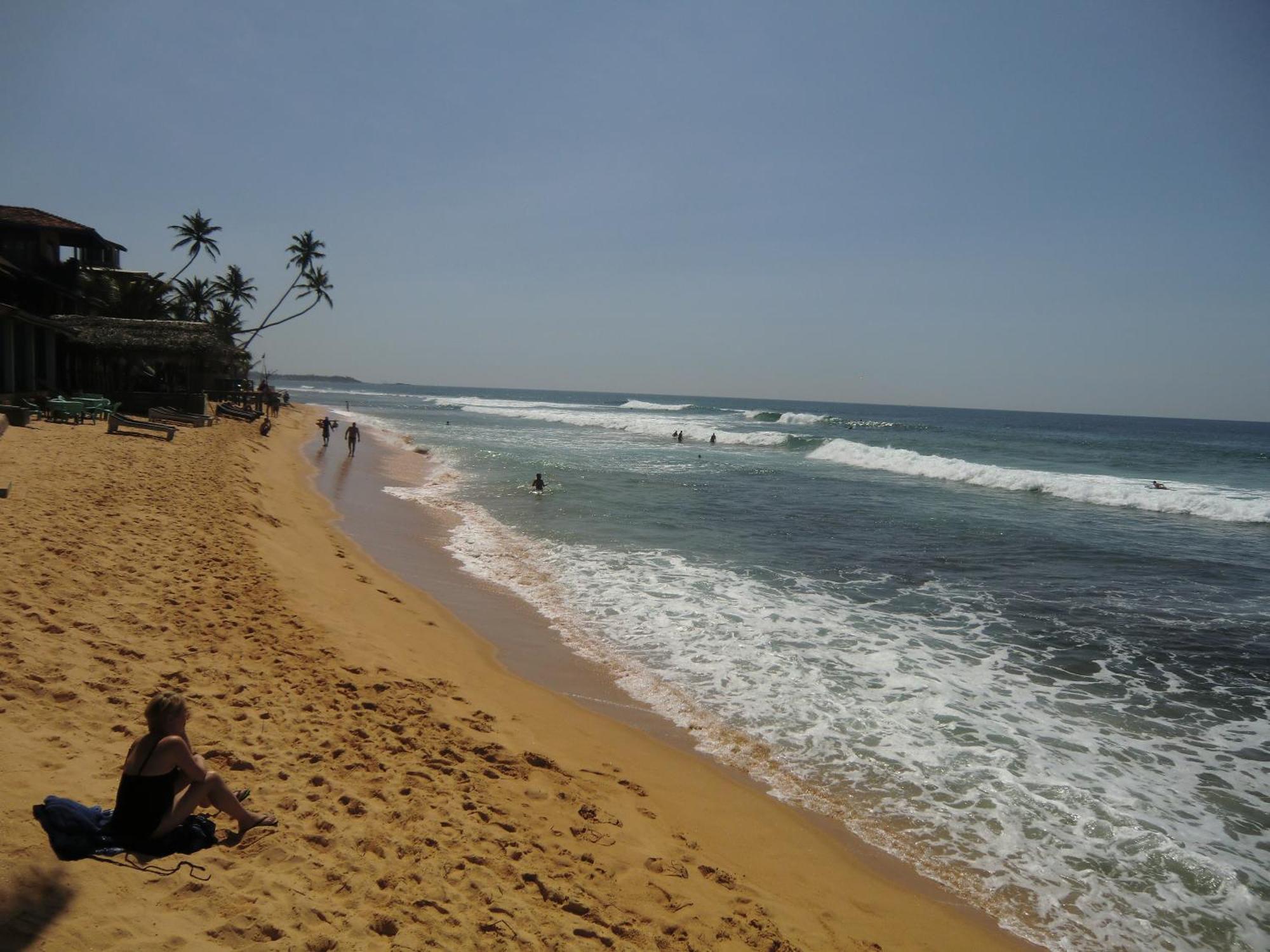 The Oasis Villa Hikkaduwa Bagian luar foto